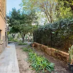 The Quiet Garden At San Giovanni Řím